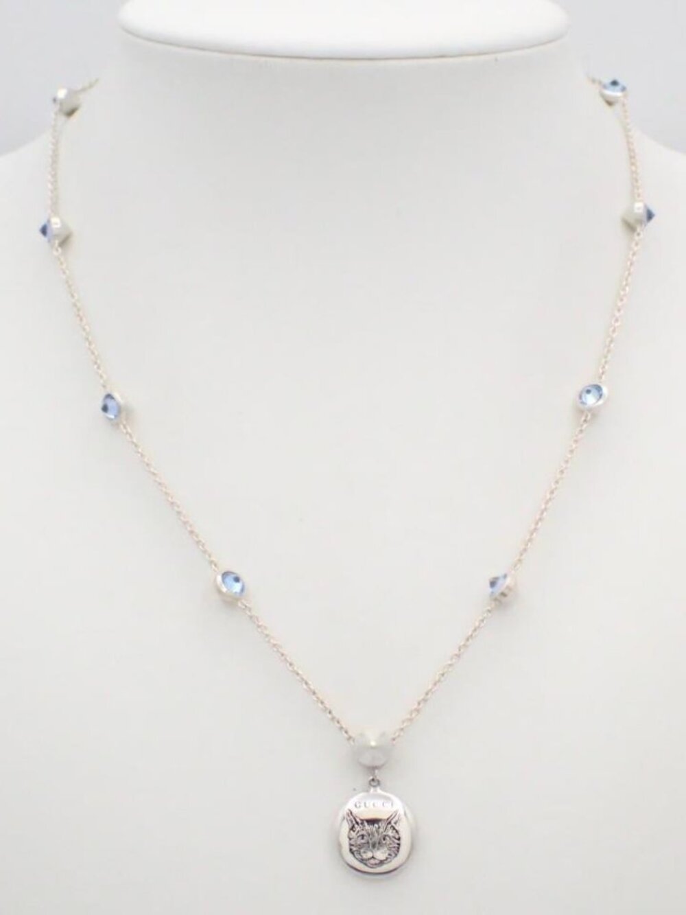 Gucci Blind for Love Cat Necklace 925